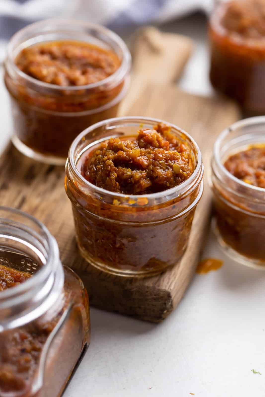 Bhuna masala in freezer friendly jars