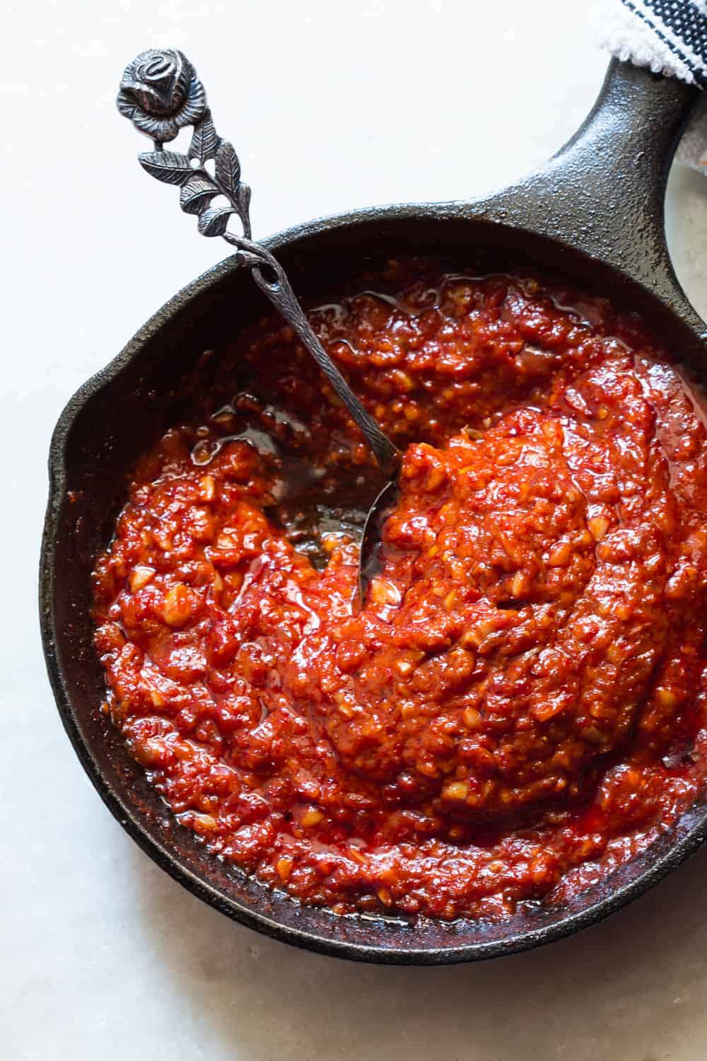 This is the best chinese schezwan fried rice you'll make - loaded with vegetables, spicy and super easy! Made with sichuan sauce, it's the best way to use leftover rice.