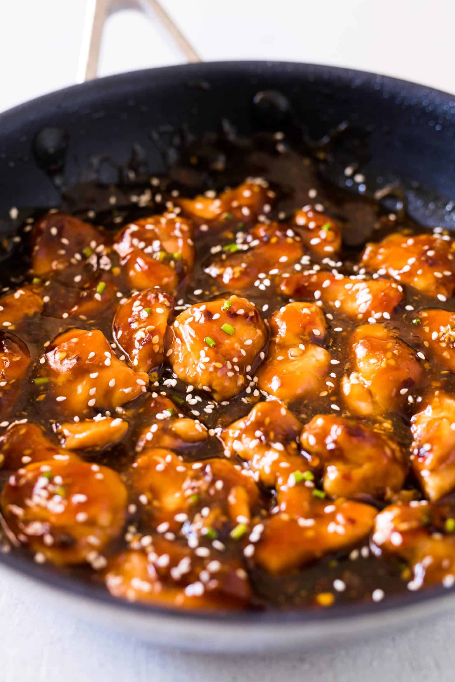 Tasty Teriyaki Chicken Stir-Fry Meal Prep Lunch Boxes are the easiest way to make sure you are ready for for the week ahead. Served with brown rice and grilled vegetables, it's a balanced meal!