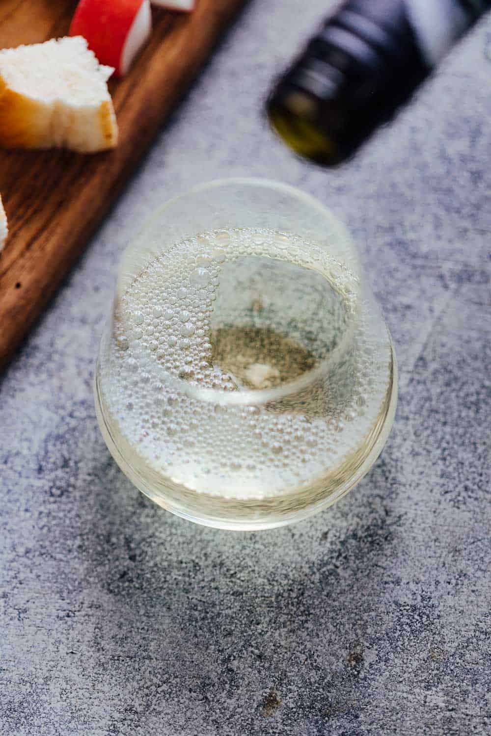 Serve up Easy cheese fondue with White Wine